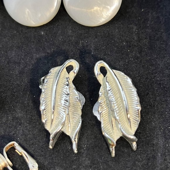 Lot Of 5 Silver Tone Clip On Earrings (3558) - Picture 4 of 8